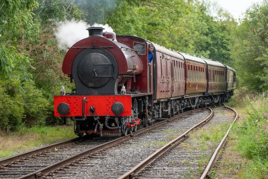 Ecclesbourne Valley Railway